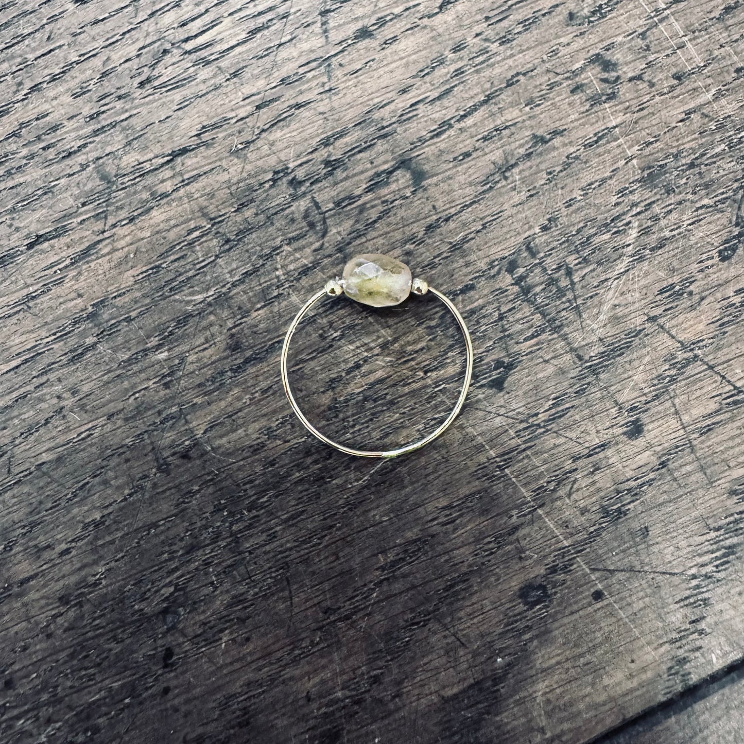 anello POLLICINO zaffiro giallo
